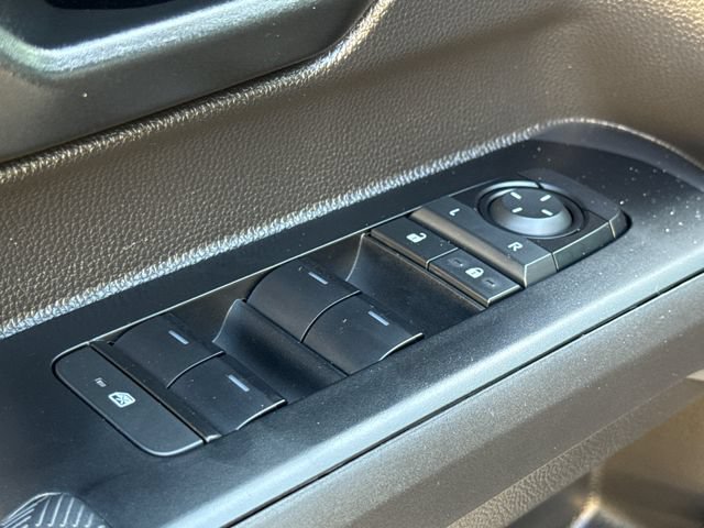Used 2026 Toyota Tacoma SR AWD/4WD image 17