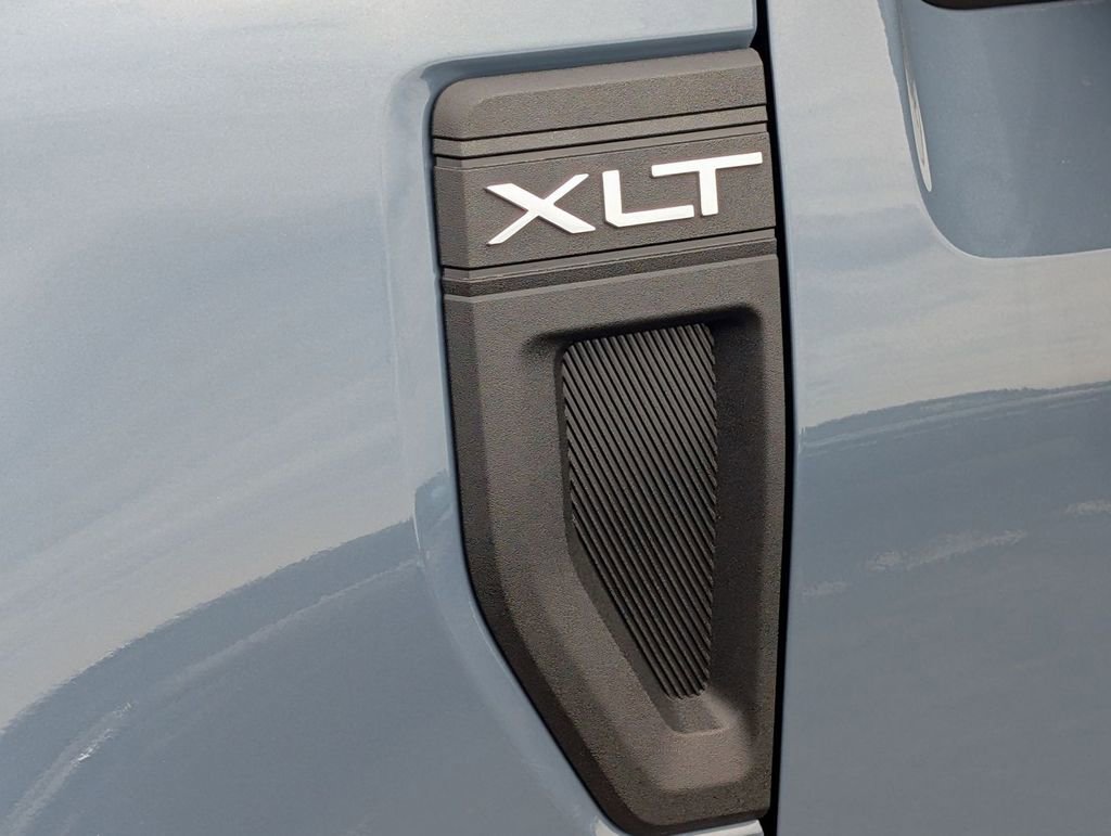 New 2026 Ford Maverick XLT w/ Equipment Group 301A image 12