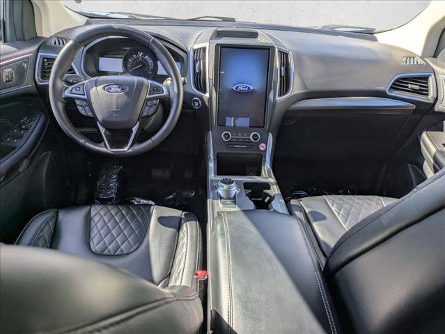 Used 2023 Ford Edge Titanium image 16
