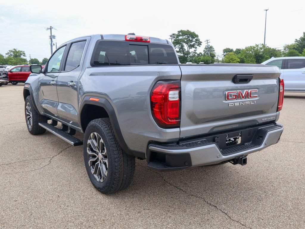 New 2026 GMC Canyon Denali w/ LPO, Black Badging Package AWD/4WD image 32
