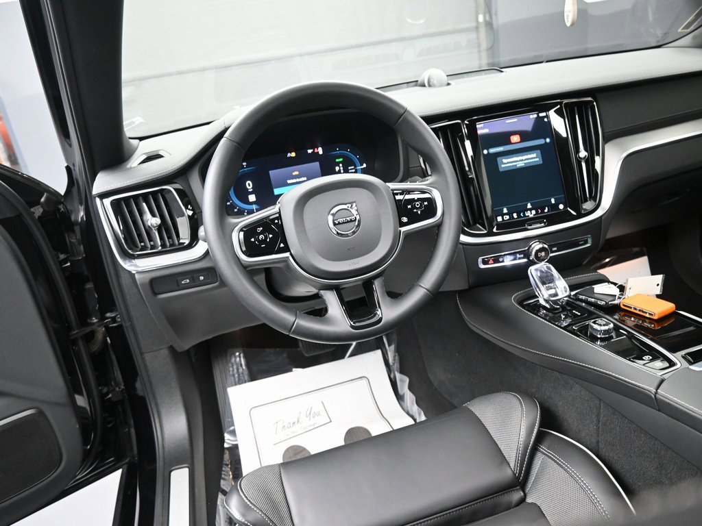 Used 2024 Volvo S60 T8 Ultimate w/ Climate Package image 15