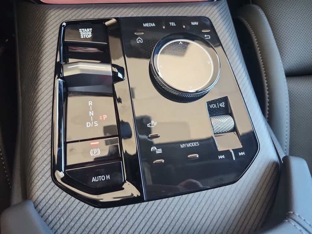 New 2026 BMW X3 xDrive30 w/ Premium Package AWD/4WD image 13