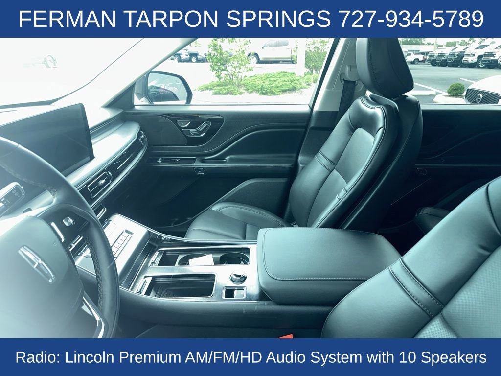 Used 2026 Lincoln Aviator 2WD image 9