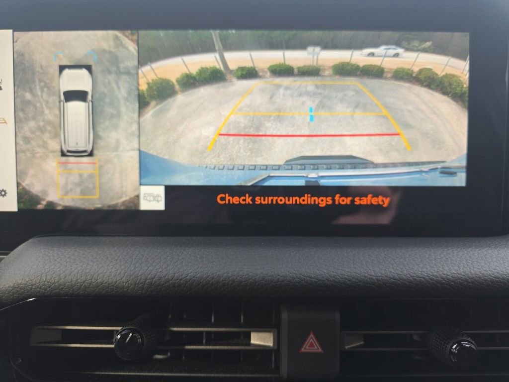 Used 2025 Toyota Land Cruiser w/ Premium Package image 32