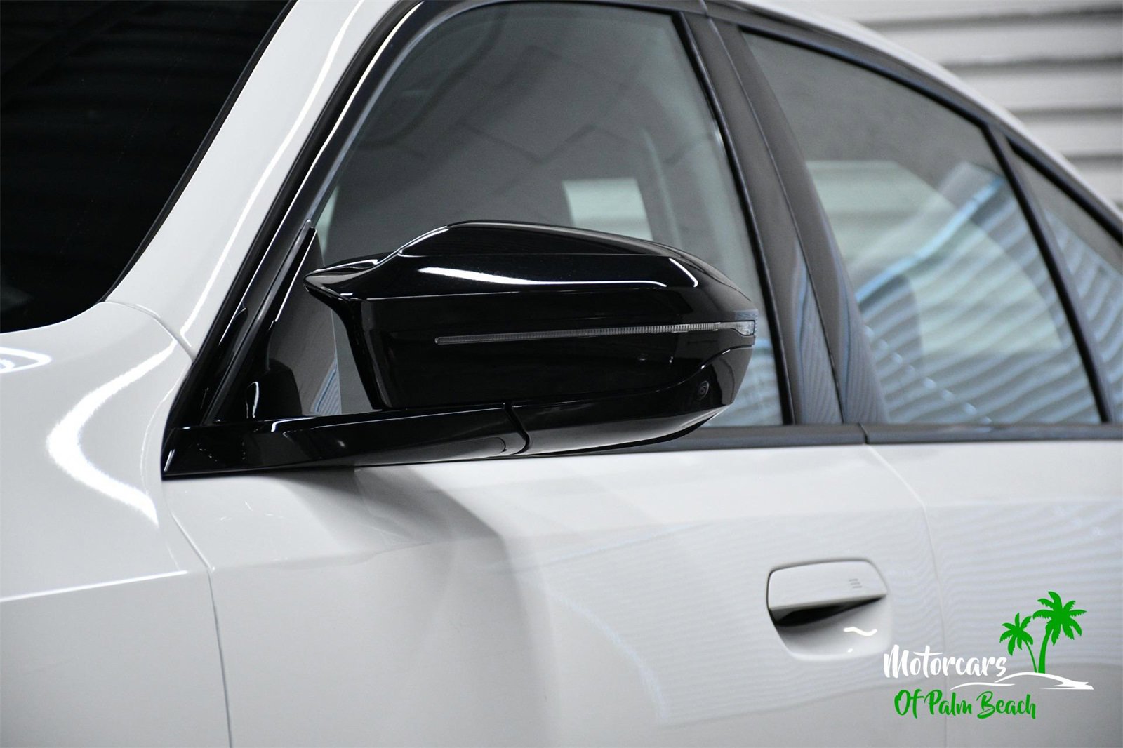 Used 2025 BMW i5 M60 w/ Premium Package image 17