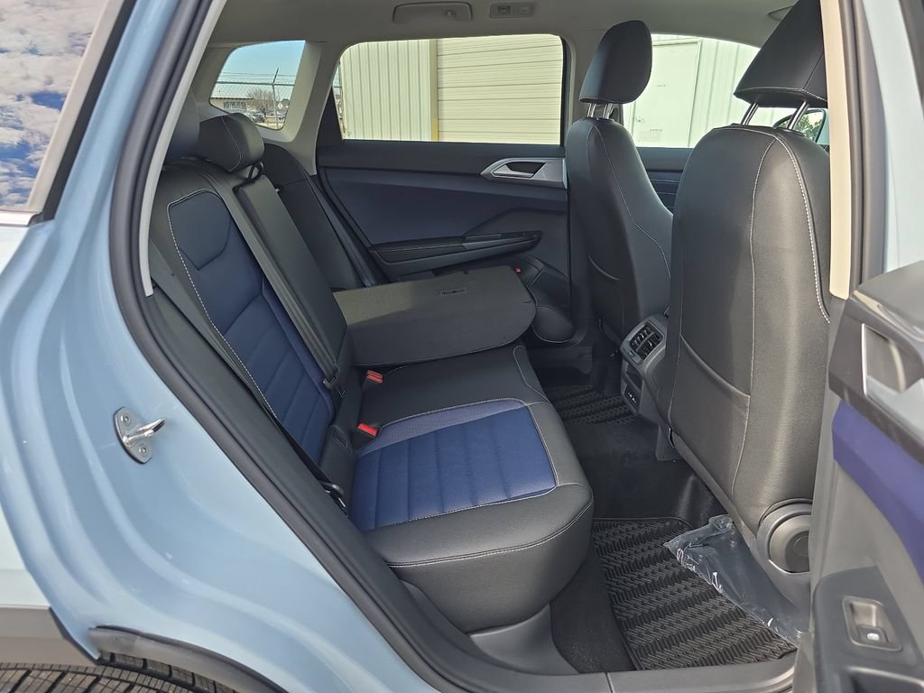 New 2026 Volkswagen Taos SEL AWD/4WD image 33