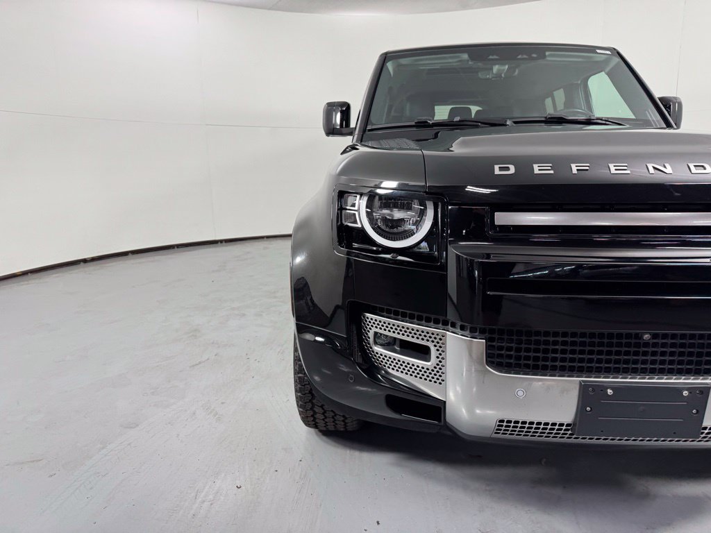 Used 2023 Land Rover Defender 130 S AWD/4WD image 3