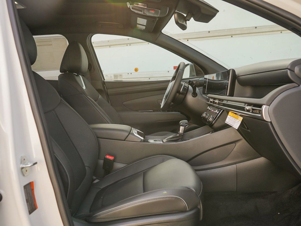 New 2025 Hyundai Santa Cruz Limited image 9