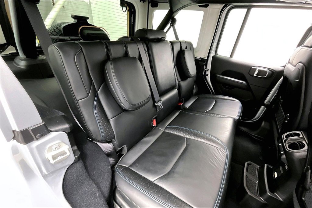 Used 2024 Jeep Wrangler High Altitude image 28