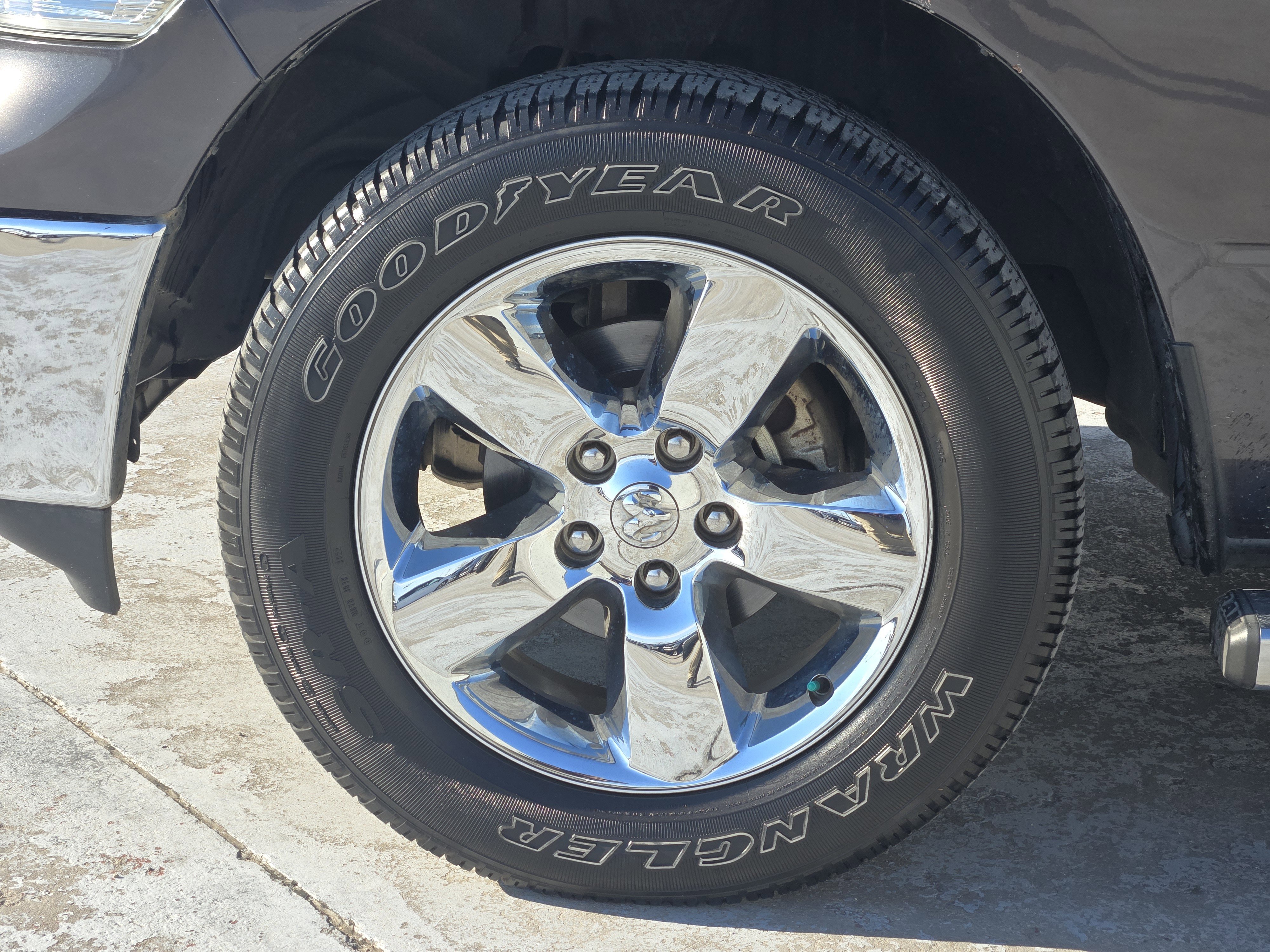 Used 2018 RAM 1500 Big Horn image 14