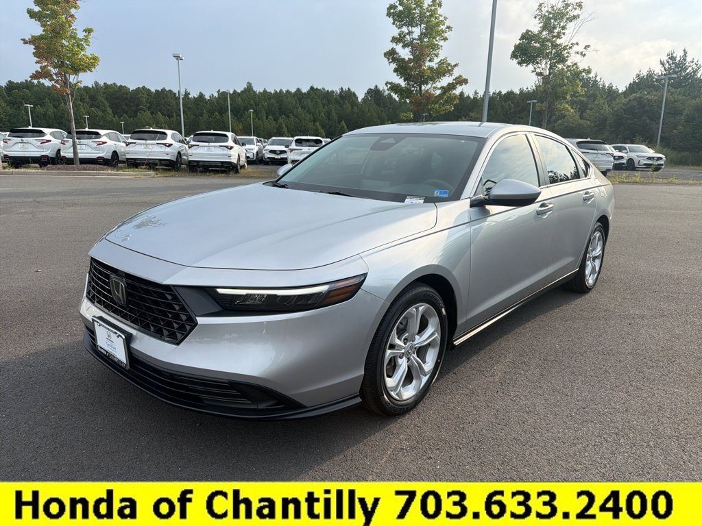 Certified 2025 Honda Accord LX image 3