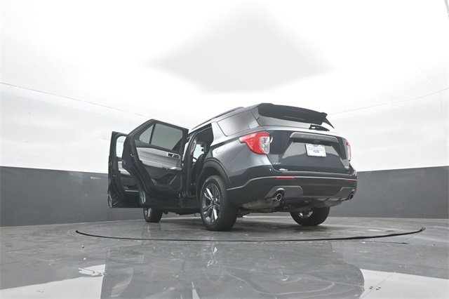 Used 2022 Ford Explorer XLT w/ Equipment Group 202A image 40