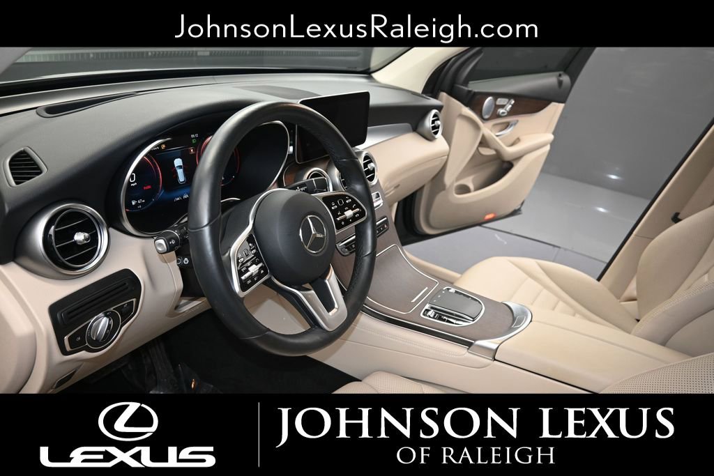 Used 2020 Mercedes-Benz GLC 300 4MATIC image 13