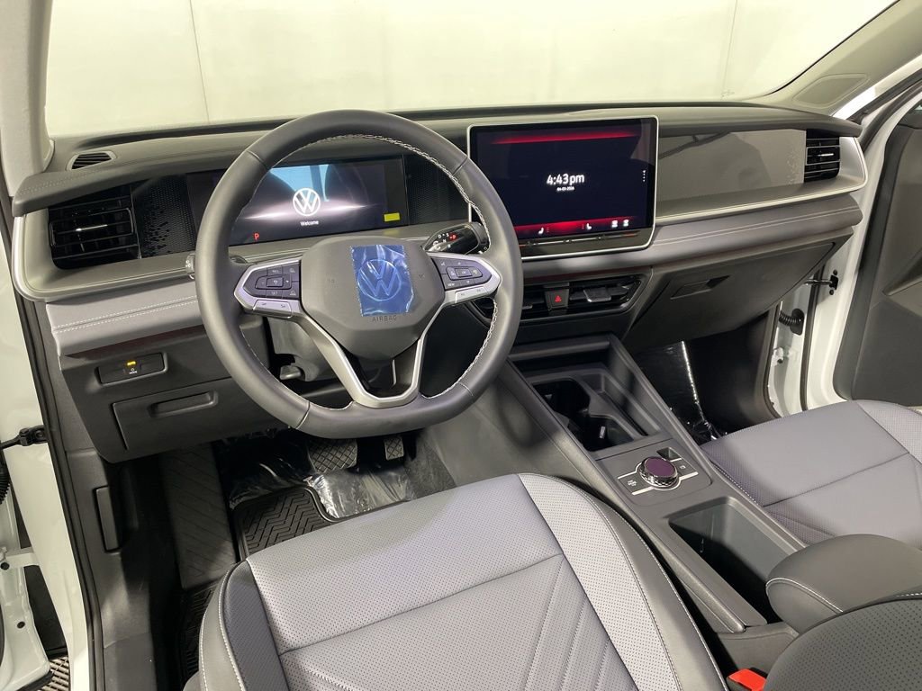 New 2026 Volkswagen Tiguan SE AWD/4WD image 8