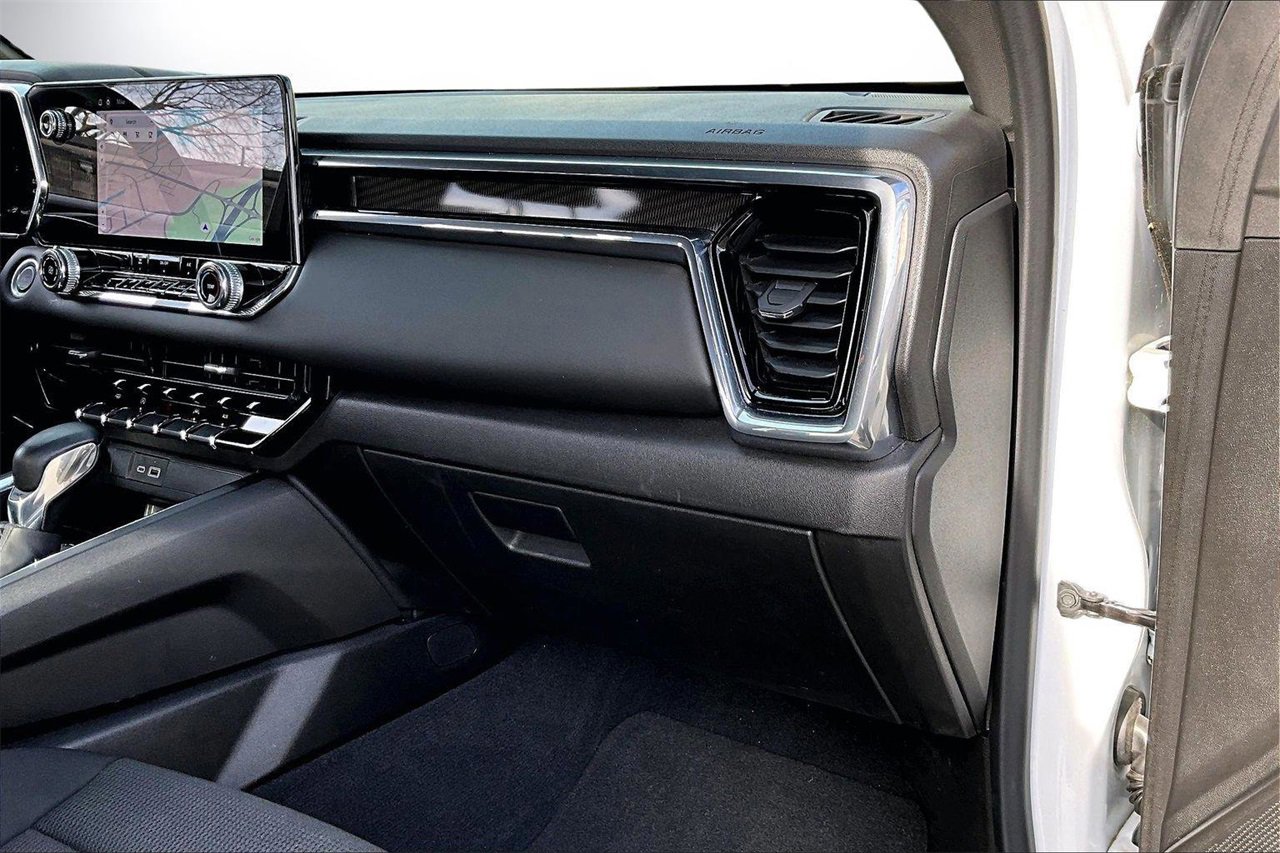 Used 2024 GMC Canyon Elevation w/ Trailering Package image 19