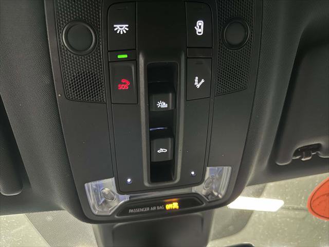 Used 2024 Audi Q3 2.0T Premium image 33