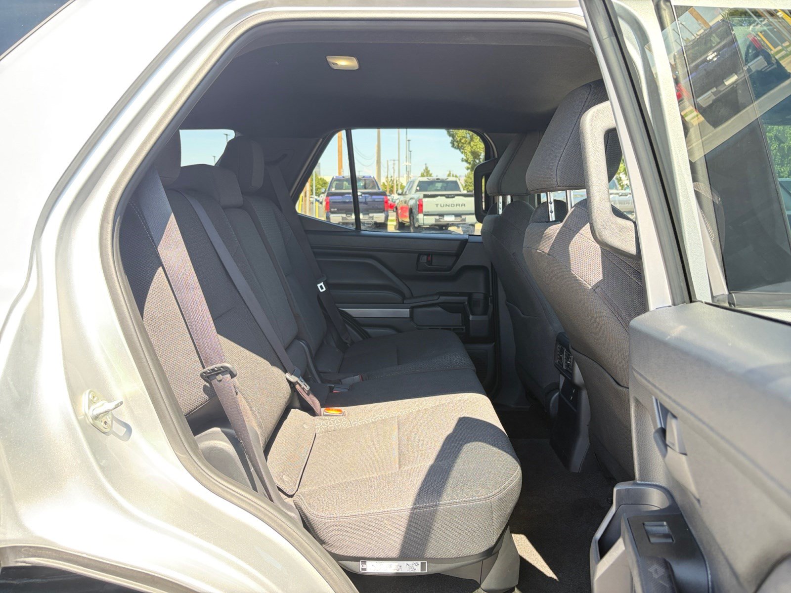 Certified 2025 Toyota 4Runner SR5 AWD/4WD image 16