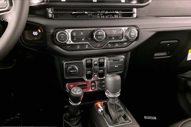 New 2026 Jeep Wrangler Unlimited Rubicon AWD/4WD image 6