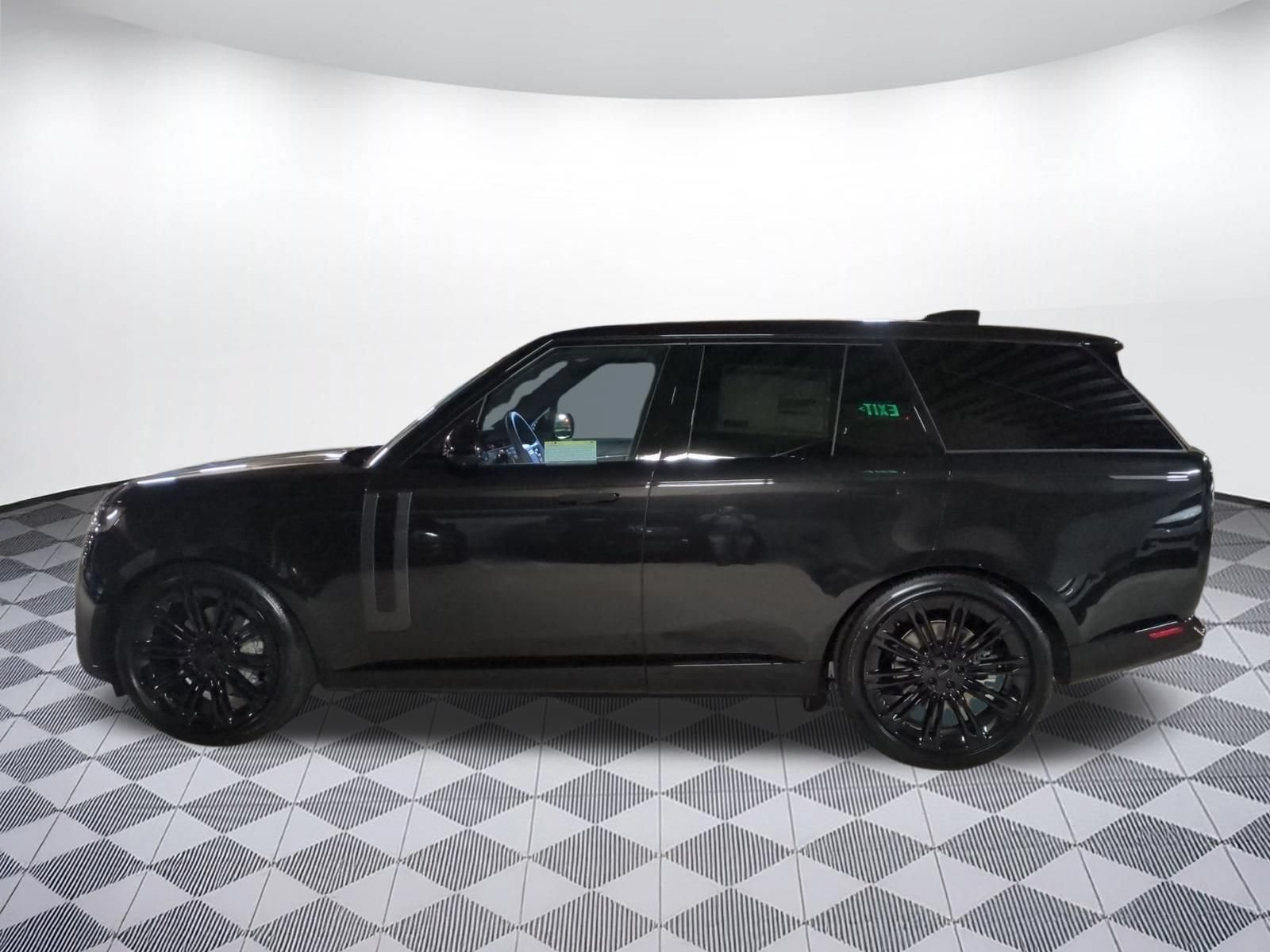 New 2026 Land Rover Range Rover SE AWD/4WD image 2