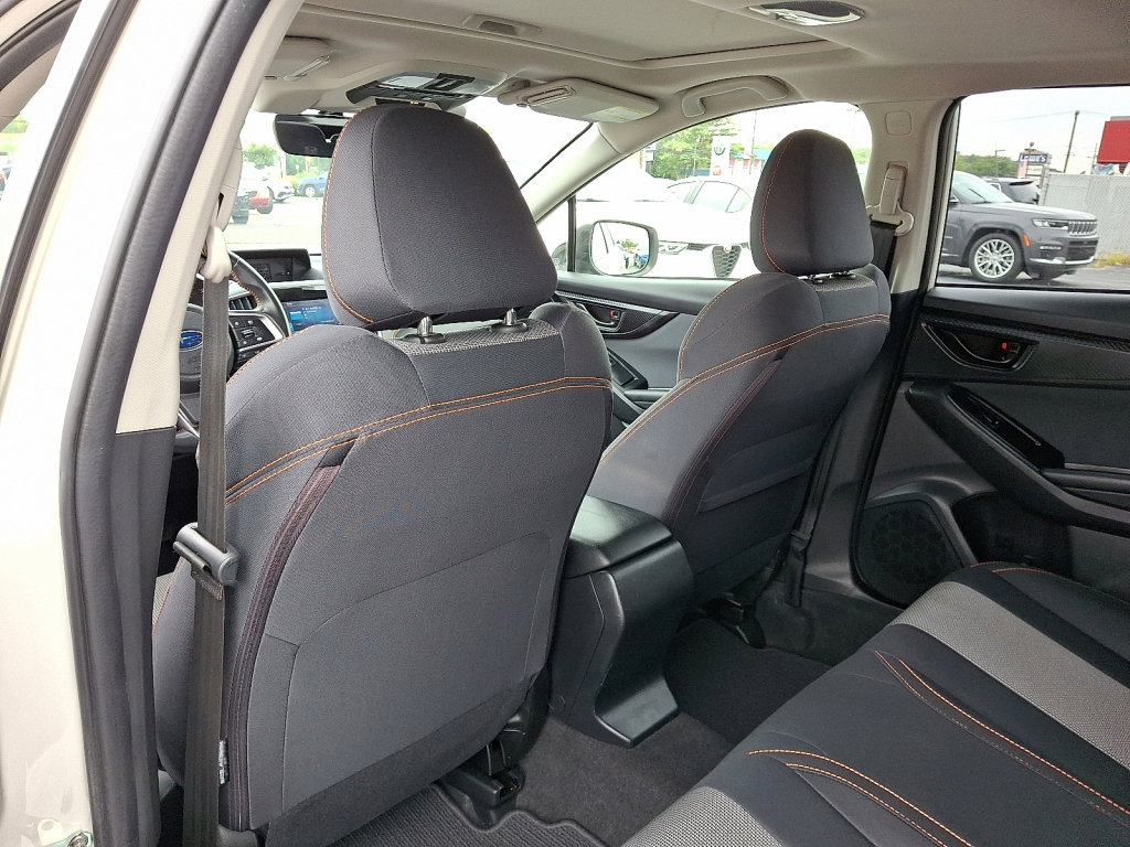 Used 2021 Subaru Crosstrek 2.0i Premium w/ Moonroof Package image 21