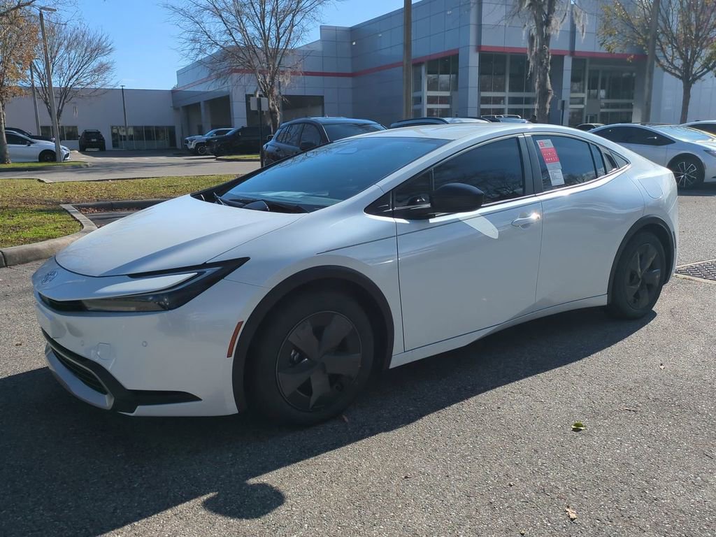 New 2026 Toyota Prius Plug-In Hybrid image 2