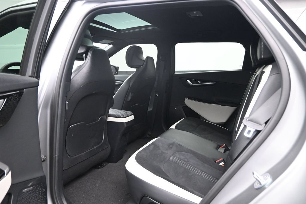 Used 2022 Kia EV6 GT-Line w/ GT-Line Suede Seat Package AWD/4WD image 24