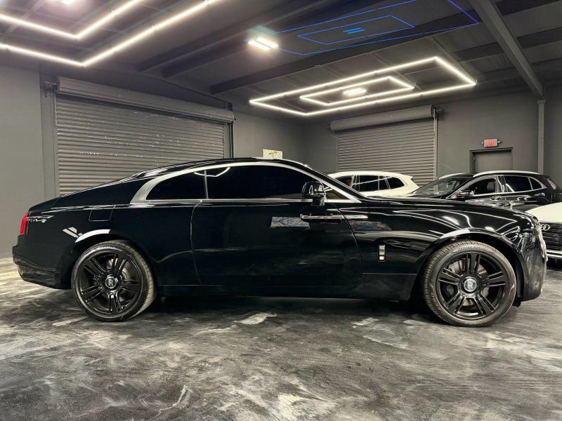Used 2015 Rolls-Royce Wraith RWD image 4
