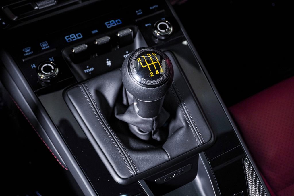 Certified 2024 Porsche 911 GT3 image 32