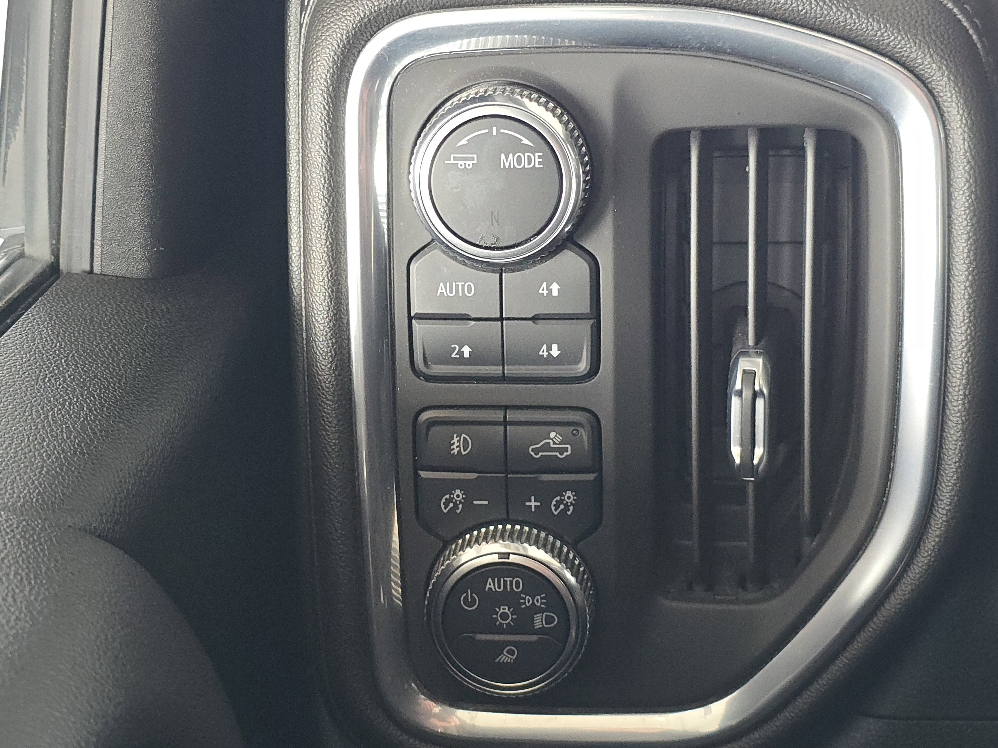 Used 2022 GMC Sierra 2500 SLT w/ SLT Premium Package image 26