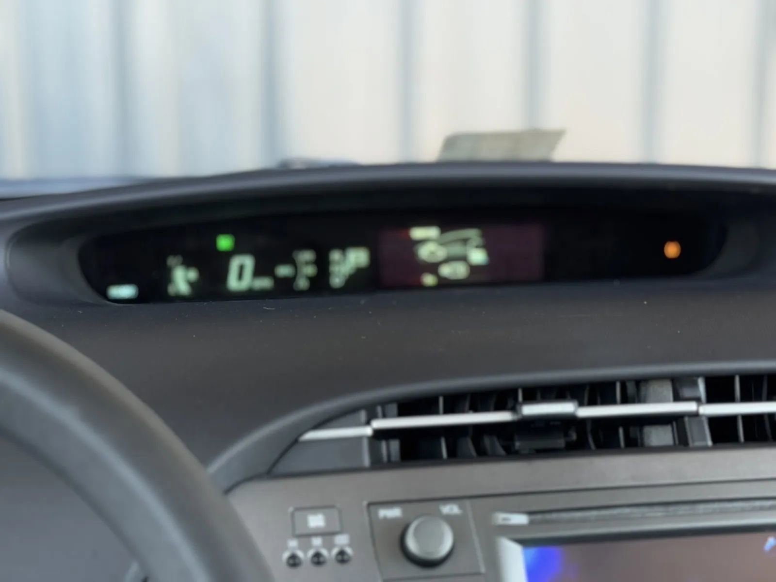 Used 2014 Toyota Prius Two image 27