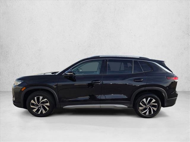 Used 2025 Volkswagen Tiguan S image 9