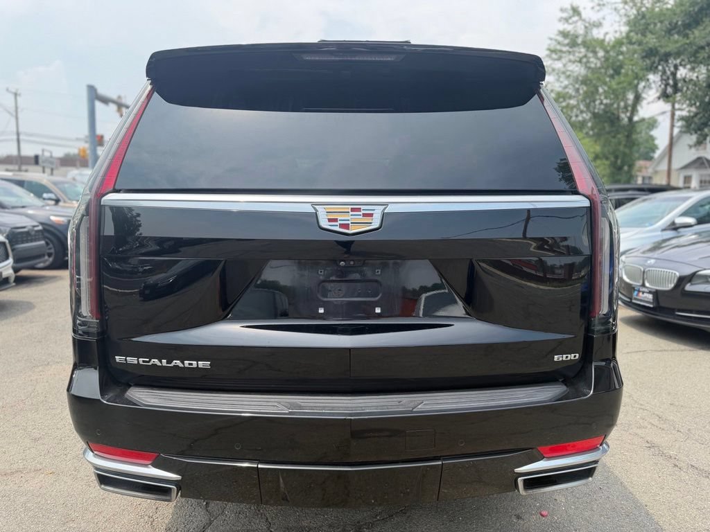 Used 2021 Cadillac Escalade Premium Luxury w/ Driver Assist Tech Package AWD/4WD image 8
