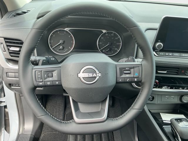 New 2026 Nissan Rogue SV image 14