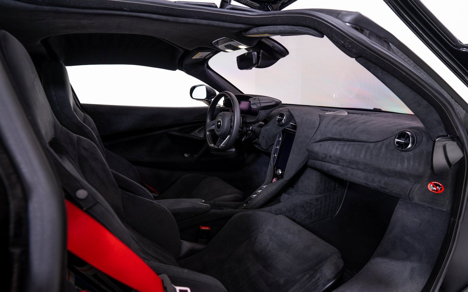 Used 2024 McLaren 750S image 20