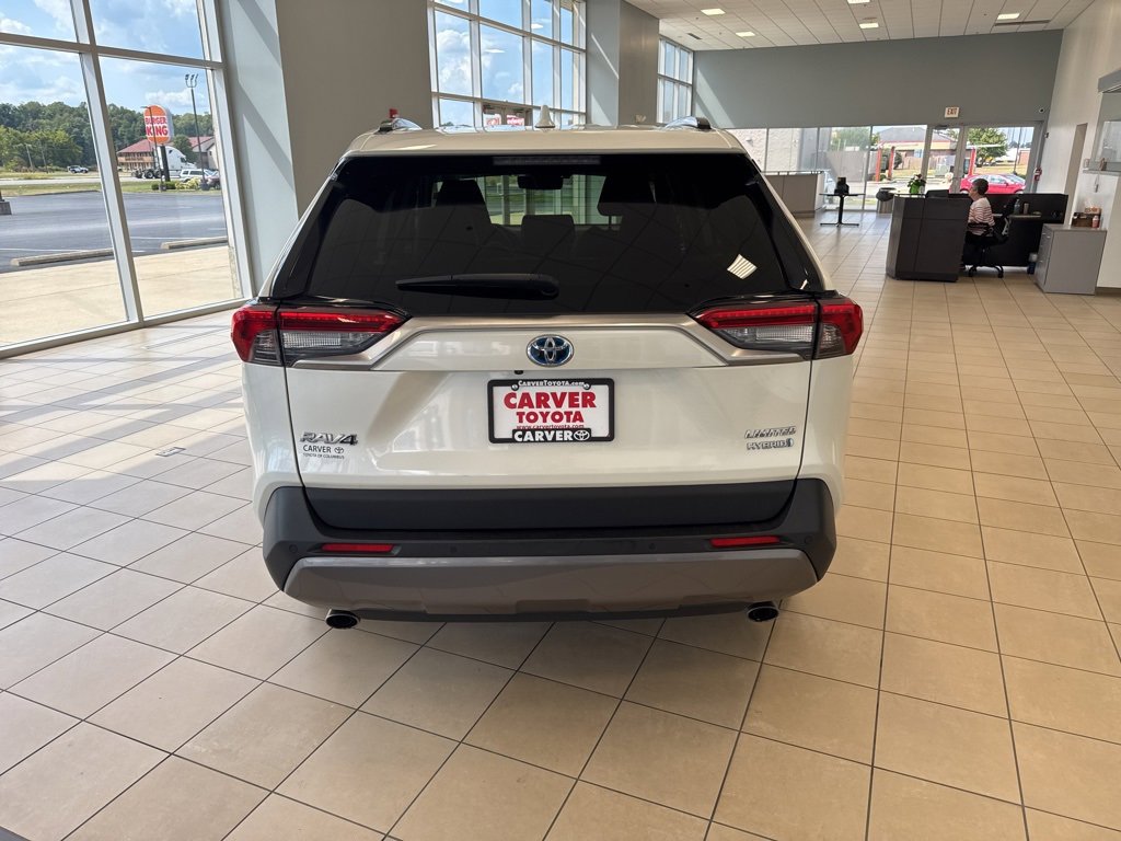 Used 2020 Toyota RAV4 Limited image 8