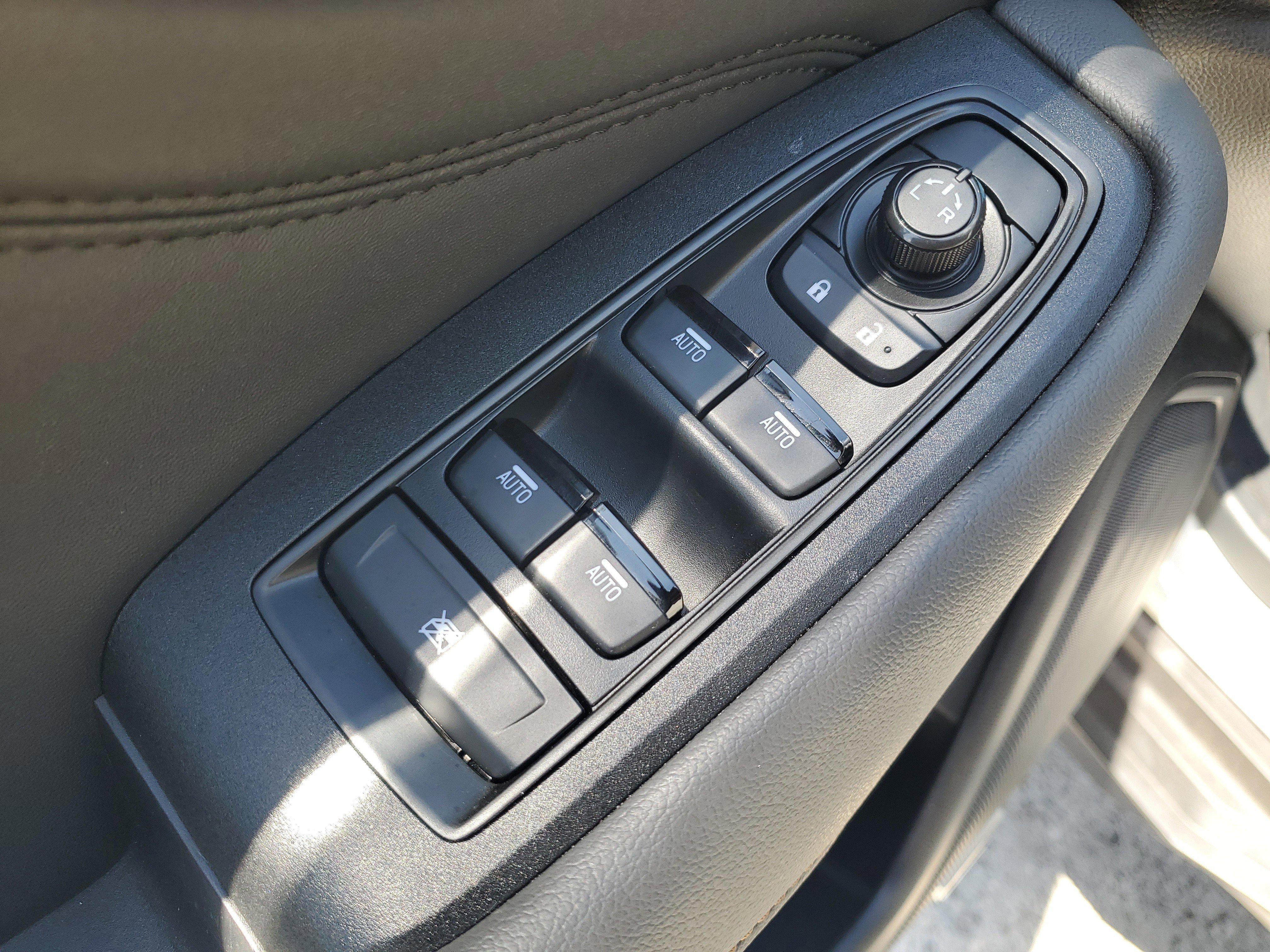 Used 2025 Subaru Outback Wilderness image 11