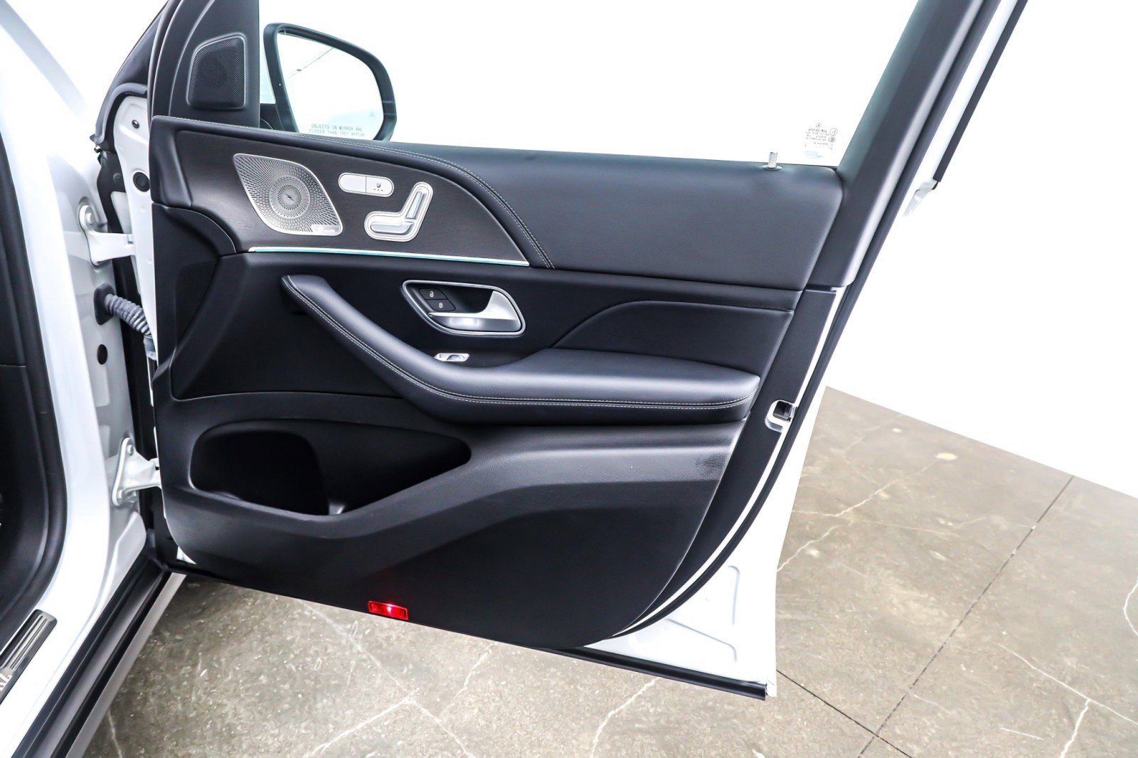 Used 2023 Mercedes-Benz GLE 350 4MATIC image 25