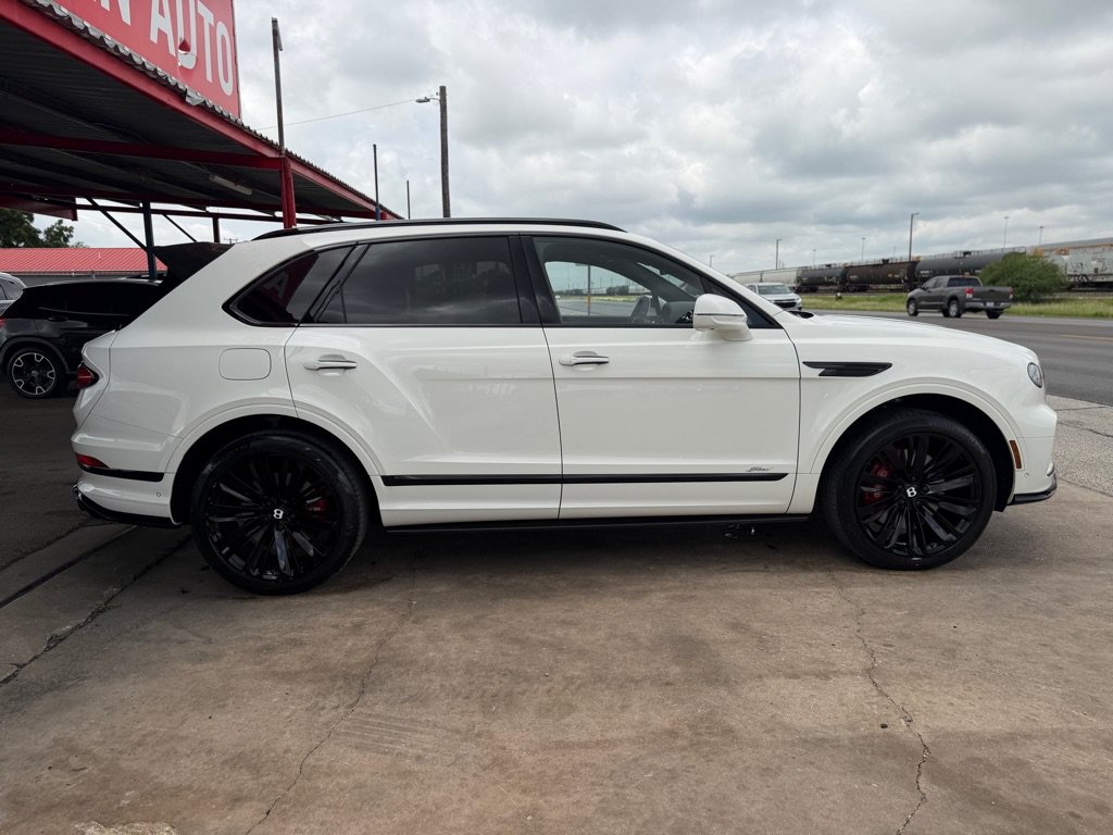 Used 2021 Bentley Bentayga Speed AWD/4WD image 10