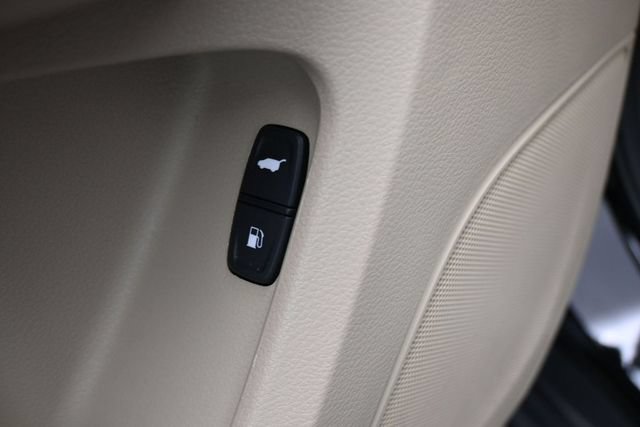 Used 2017 Acura MDX w/ Advance Package FWD image 20