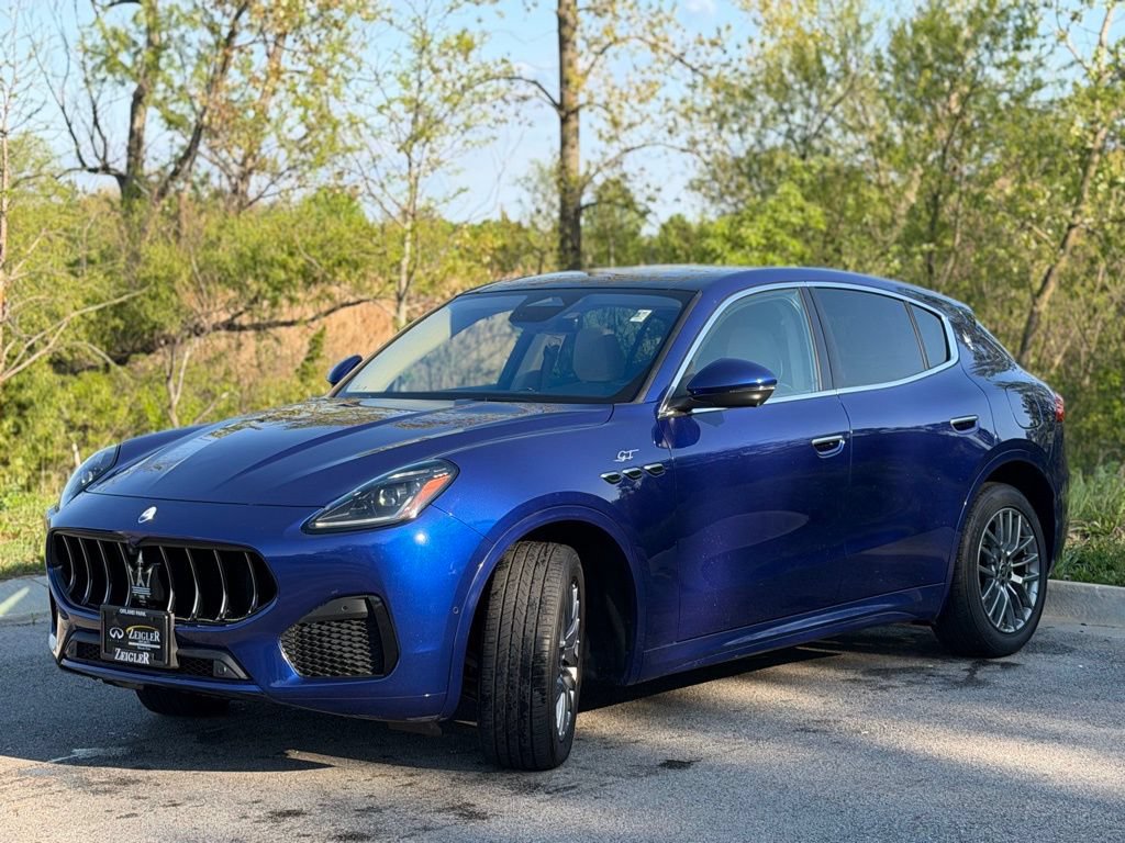 Used 2023 Maserati Grecale GT AWD/4WD image 3