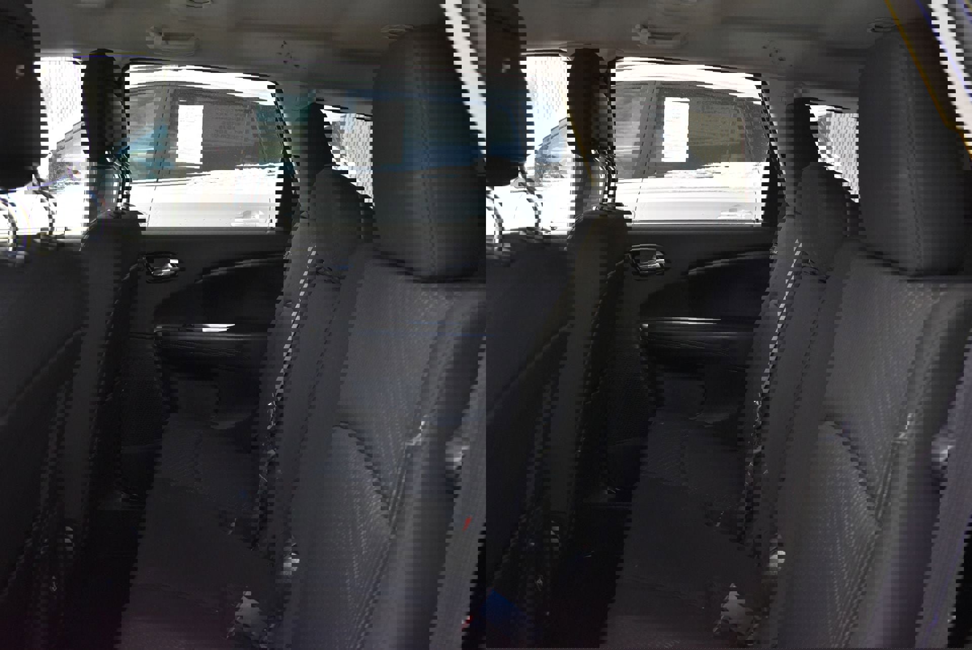 Used 2019 Dodge Journey SE w/ Premium Group image 14