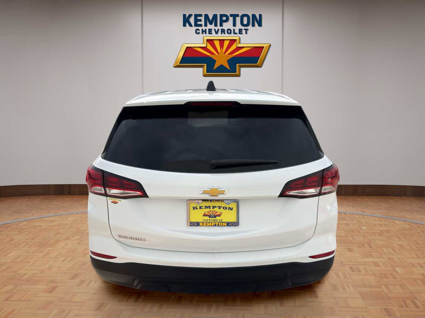 Used 2024 Chevrolet Equinox LS w/ LS Convenience Package image 5