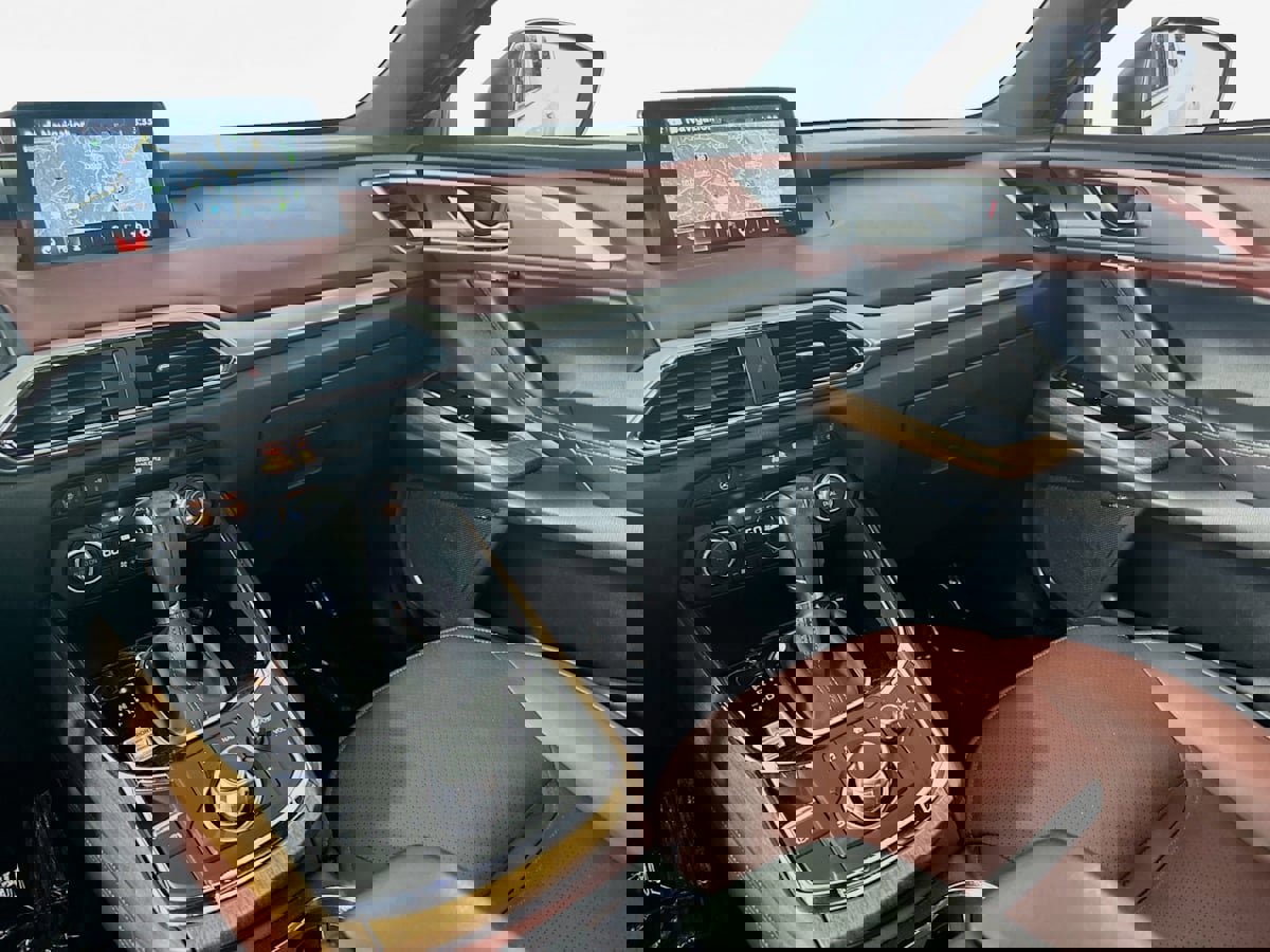 Used 2018 MAZDA CX-9 Signature image 32