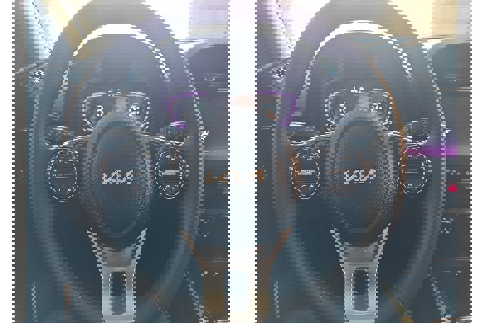 Used 2025 Kia Soul EX image 29