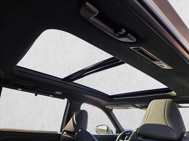 Used 2025 Lexus TX 500h AWD image 21