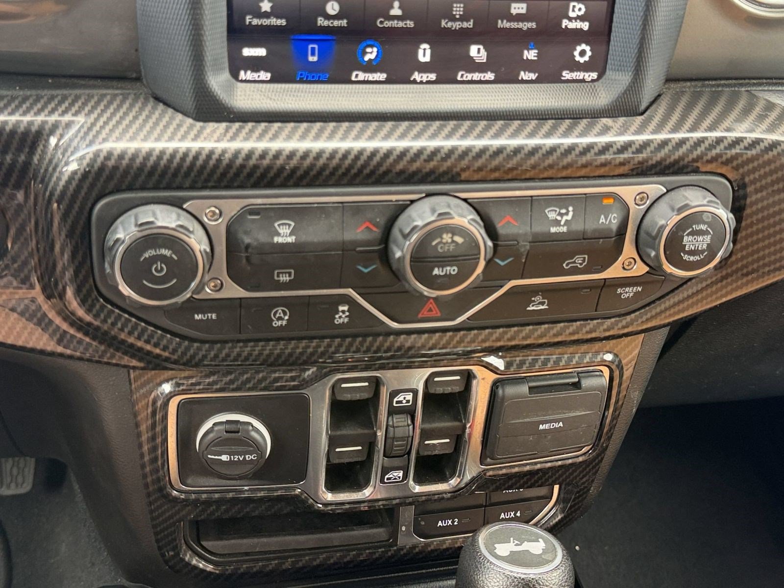 Used 2021 Jeep Wrangler Unlimited Sahara AWD/4WD image 22
