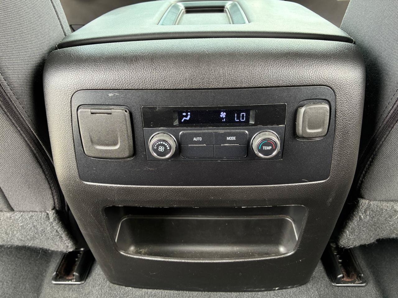Used 2019 Chevrolet Tahoe LS AWD/4WD image 27