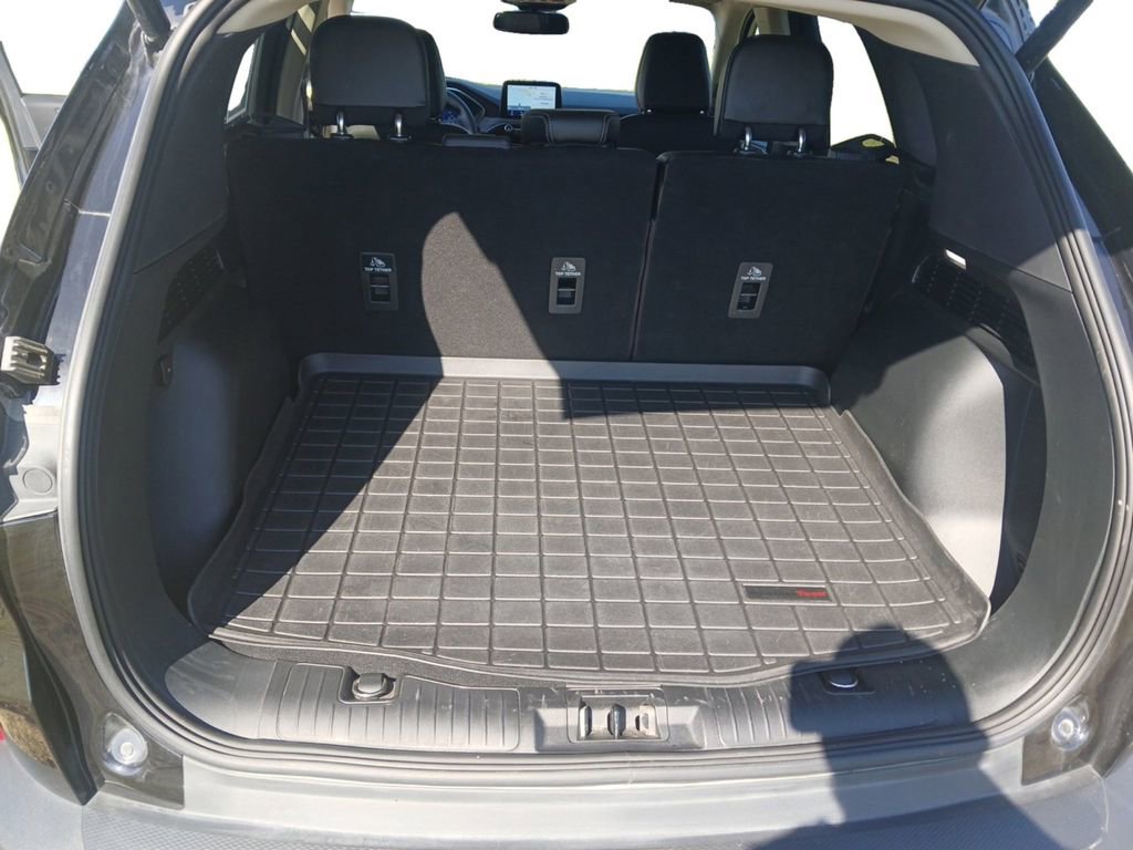 Used 2020 Ford Escape Titanium w/ Titanium Premium Package 2.0 FWD image 13