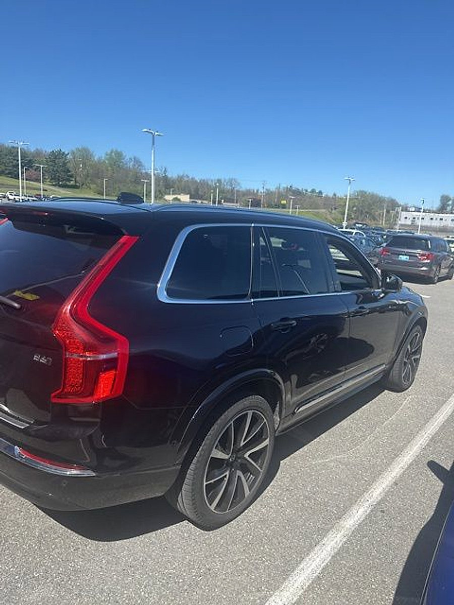 Used 2023 Volvo XC90 B6 Plus w/ Protection Package Premier AWD/4WD image 8
