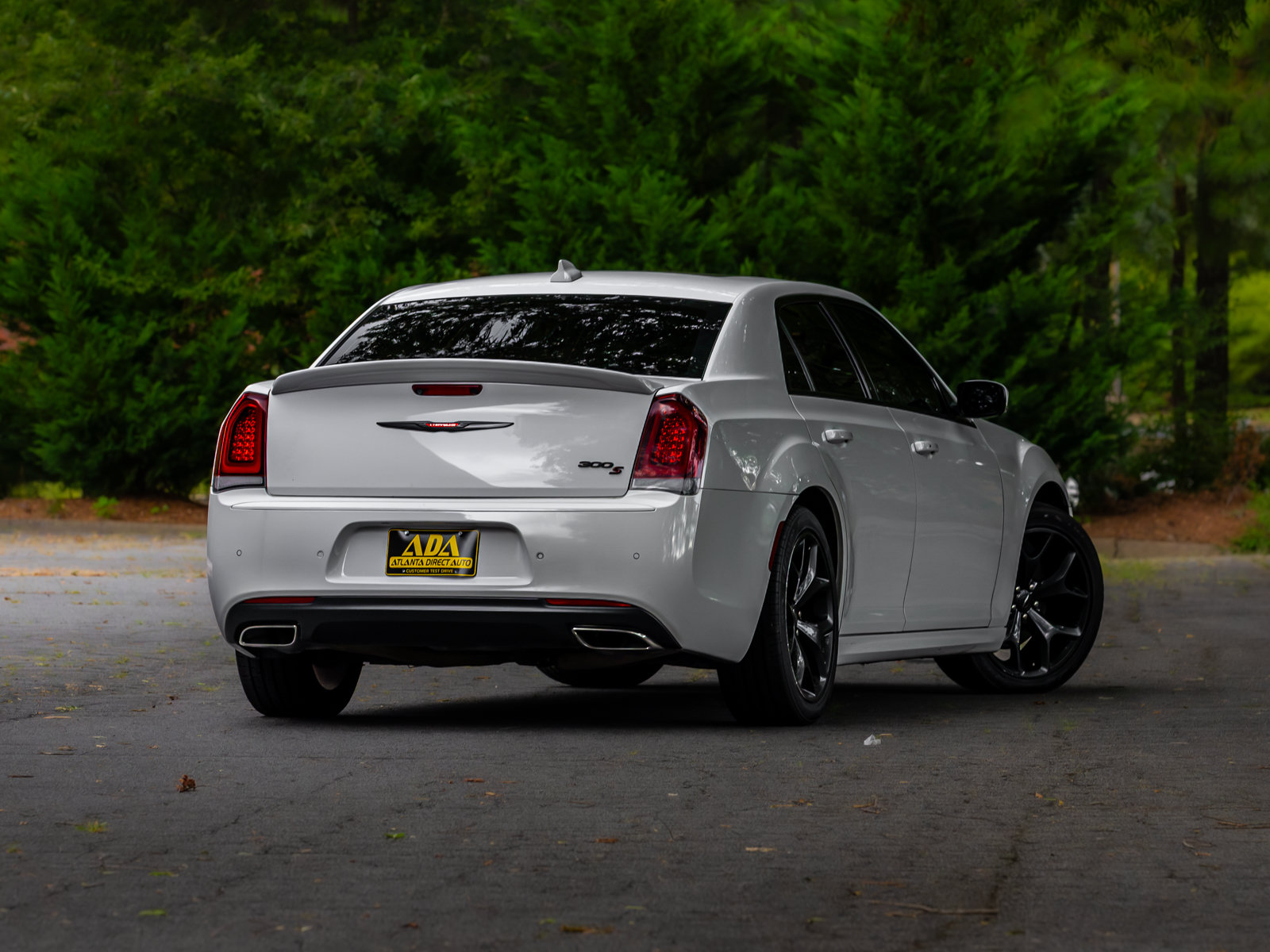Used 2021 Chrysler 300 S w/ S Model Appearance Package RWD image 4